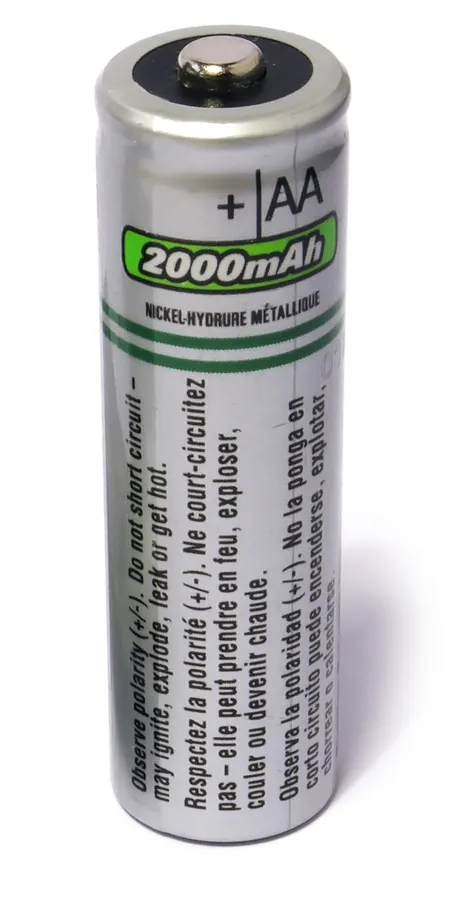 Cella ricaricabile al nichel-metallo idruro in formato AA da 2000 mAh.